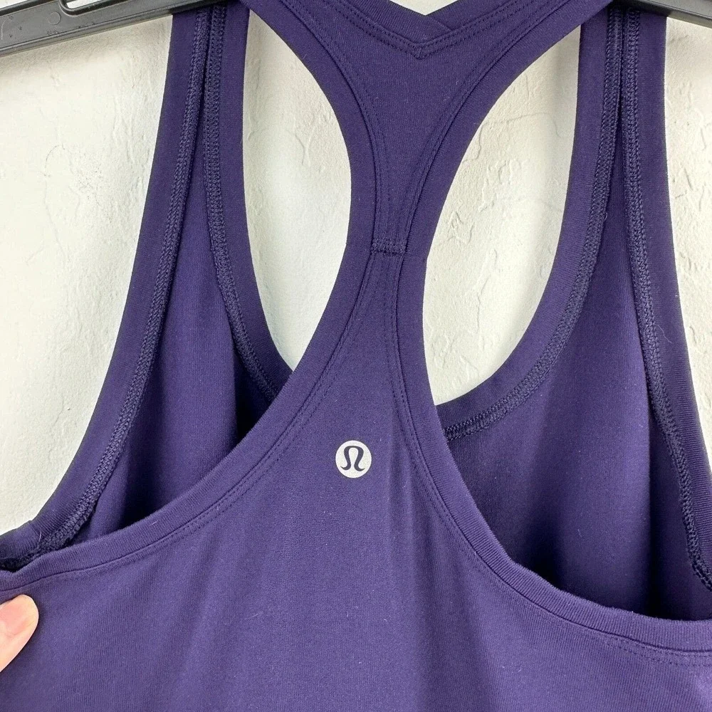 Lululemon Tank Top Womens Purple Racerback Scoop Neck Athleisure Sports Pullover